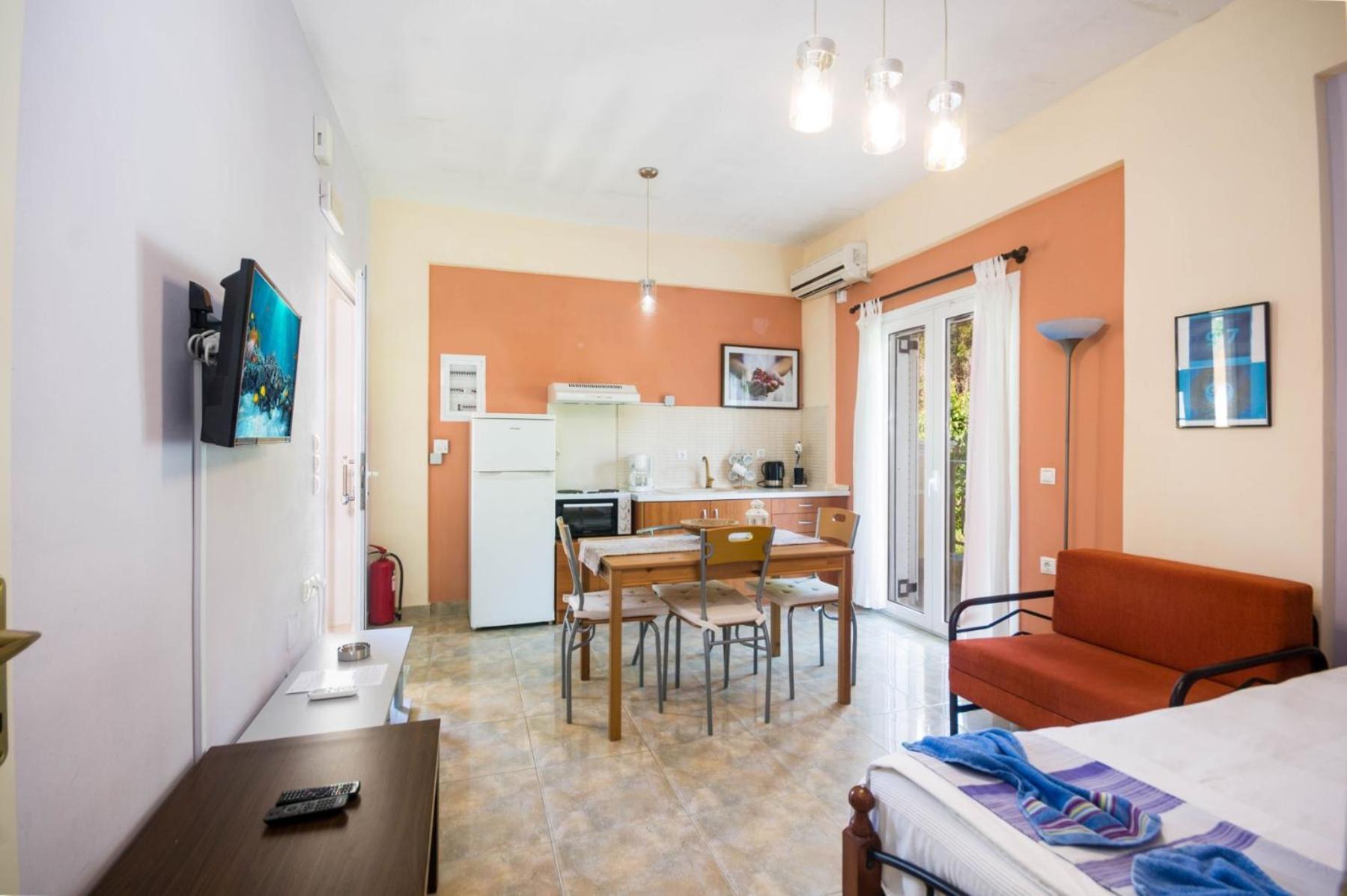 Scorpios Apartments Dassia  Bagian luar foto